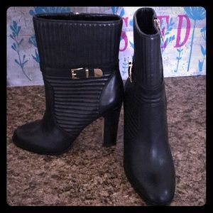 Vince Camino Curtis leather boots size 8m